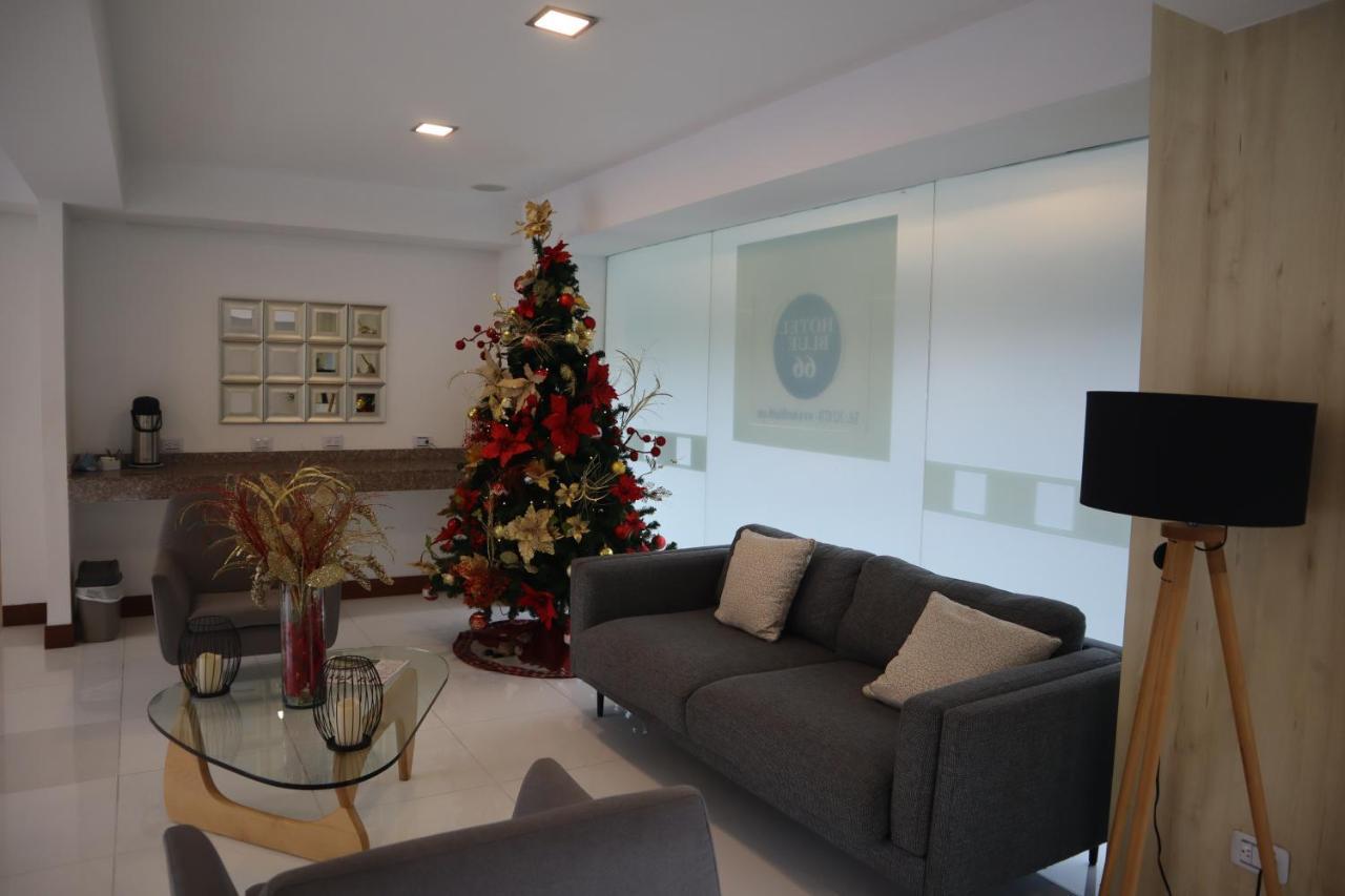 Hotel Blue 66 Cali Bagian luar foto