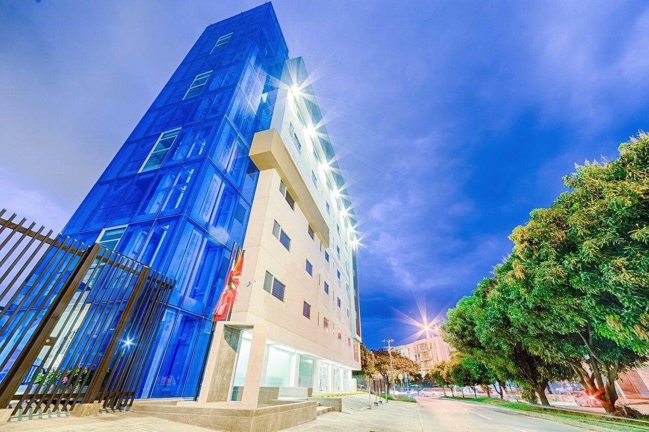 Hotel Blue 66 Cali Bagian luar foto