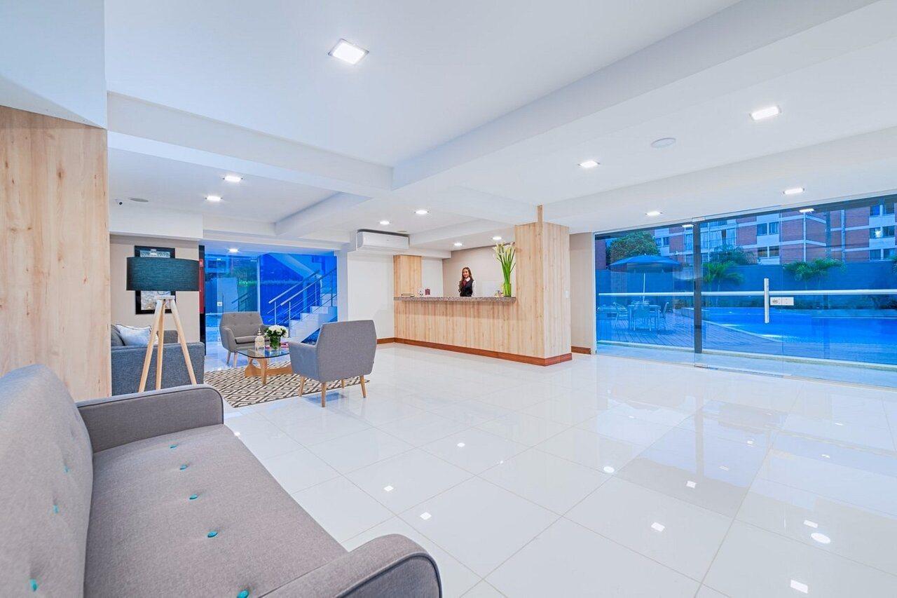 Hotel Blue 66 Cali Bagian luar foto