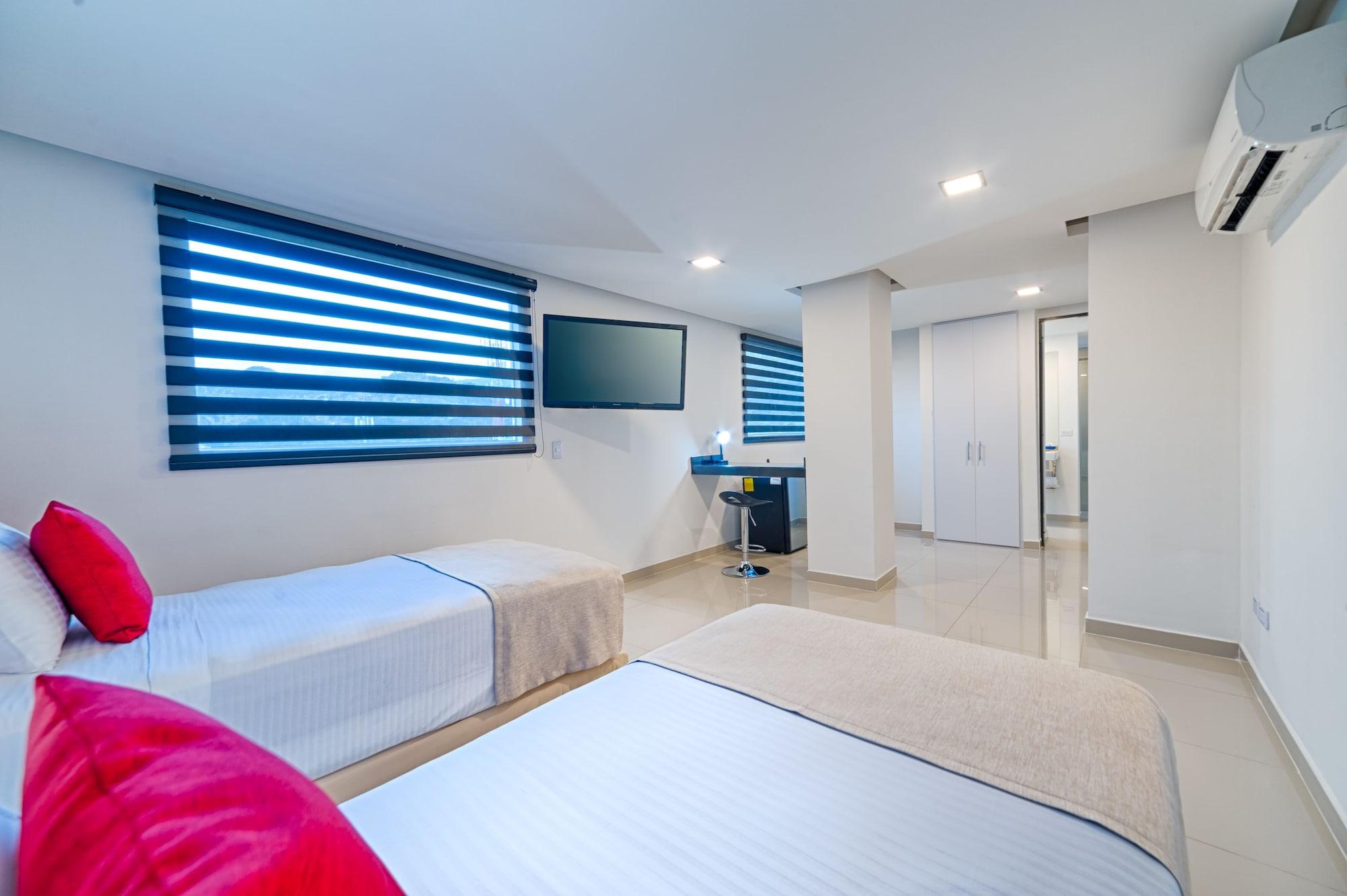 Hotel Blue 66 Cali Bagian luar foto